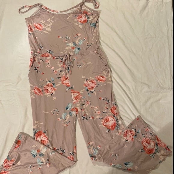 Pants - Floral spaghetti strap jumpsuit size Large
